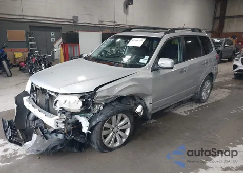 2011 Subaru Forester 2.5X Premium z USA, uszkodzony, nr VIN JF2SHADC2BH717596